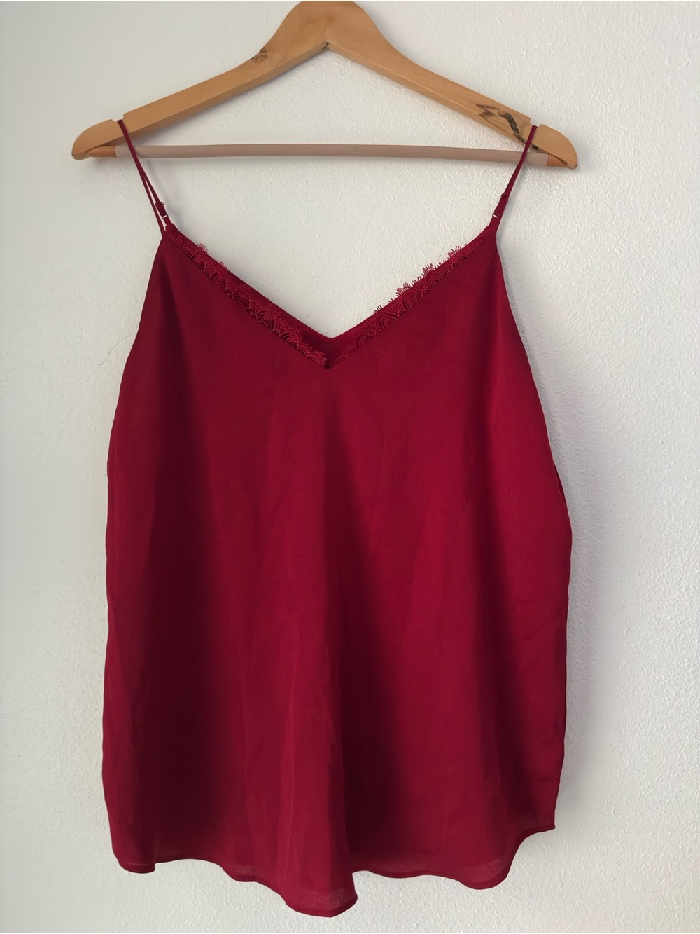 EXPRESS Red Silky Cami Size M Spaghetti Strap V-neck Bodice Lace Trim